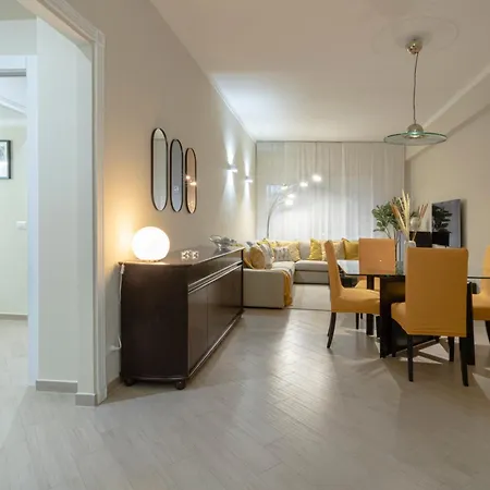 Anastasia Comfort At The Vatican With Balcony Apartman